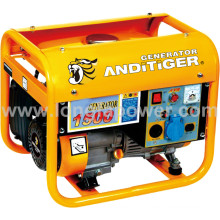 China Manufacturer 1kw Small Gasoline Generator for Home Use (LF1500-E)